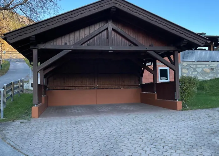 Haus Janschuetz * Flattach